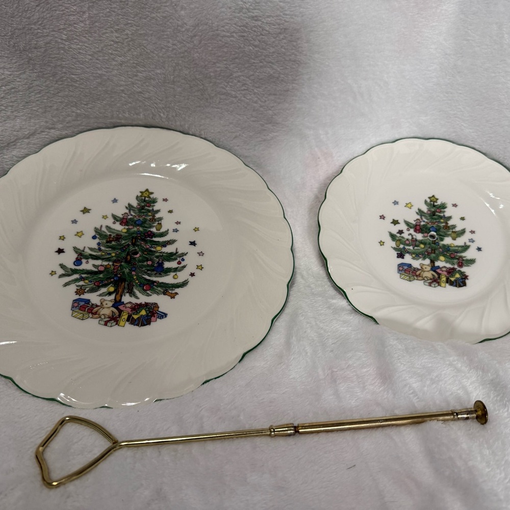 Nikko Ceramics Christmastime 2 Tier Serving Tray